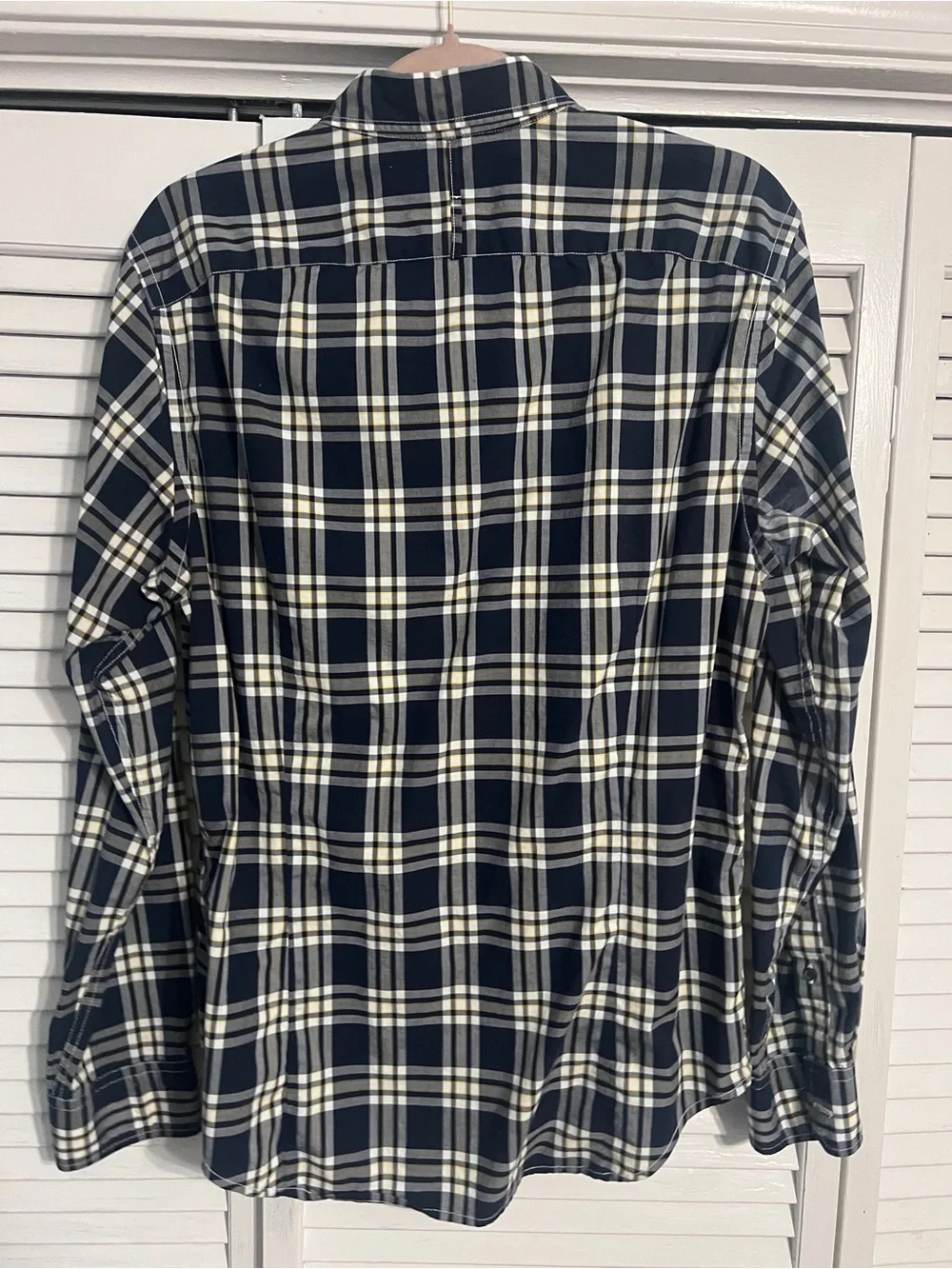 Banana Republic Men’s Navy and White Plaid Button-Down Shirt
